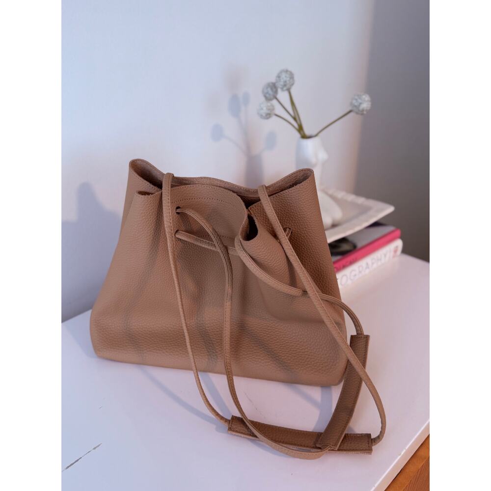 8 Other Reasons Tan Pebbled Leather Bucket Bag Minimalist Crossbody Purse ✨